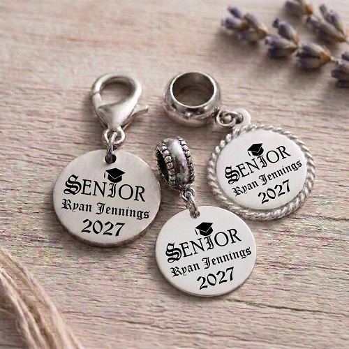 Personalized Senior graduation charm with graduate name, graduation year, cap design, connector options and optional back personalization 